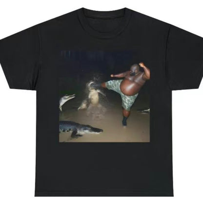 Man Kick Alligator In Swamp T-Shirt/Sweatshirt/Hoodie