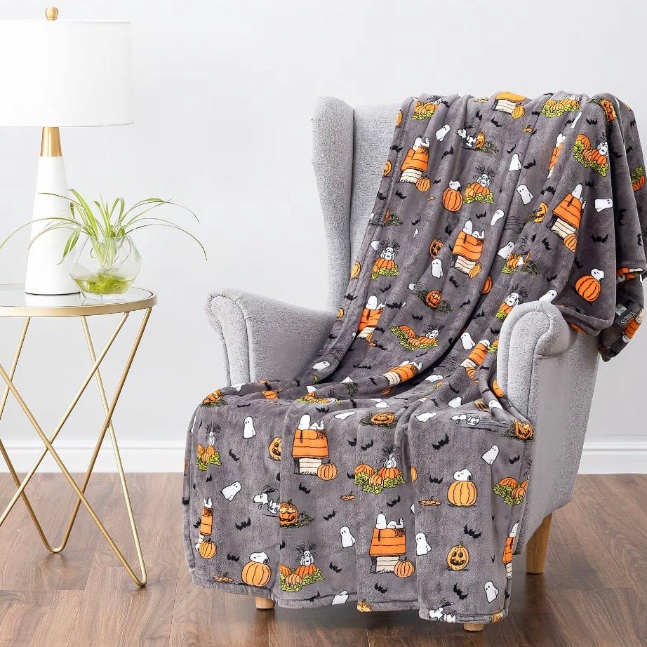 Peanuts Halloween Blanket